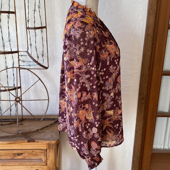 🎉 MAISON & D’ AME’LIA FLORAL TOP‼️ - Picture 7 of 13